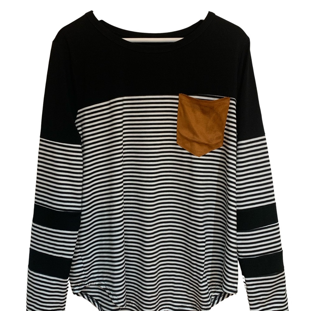 NWOT long sleeve shirt from Shein. Size M but fits a bit large.